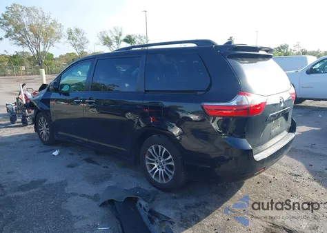 2020 Toyota Sienna Xle z USA, uszkodzony, nr VIN 5TDYZ3DC4LS071928